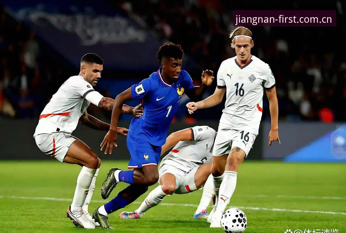 揭秘德尚的“满意”背后：一场2-0背后，法国队藏着多少重构阵痛？